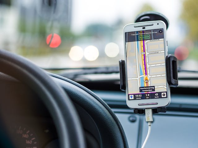 Google Maps से Fuel बचाएं, धन बचाएं! 🚗💰Navigate स्मार्टली, Fuel Saving फीचर का उपयोग करें और Save Money